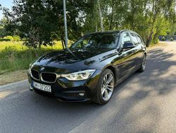 Czarny Używany 2019 BMW 318 Sport Line Kombi | 59 955 zł (Super Cena)