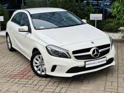 Biały Używany 2017 Mercedes A160 Hatchback | 61 999 zł (Uczciwa cena)