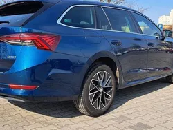 Zielony Używany 2021 Skoda Octavia Style Kombi | 119 900 zł