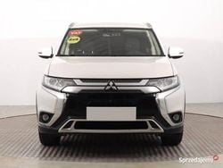 Biały Używany 2018 Mitsubishi Outlander SUV | 72 999 zł (Uczciwa cena)