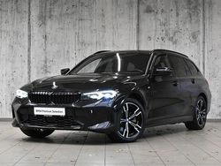 Czarny szafir metalizowany Używany 2024 BMW 330e Shadowline Kombi | 219 700 zł