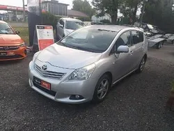 Srebrny (metalik) Używany 2009 Toyota Verso Minivan | 31 900 zł (Uczciwa cena)