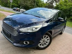 Granatowy Używany 2016 Ford S-MAX S Minivan | 54 999 zł (Dobra cena)