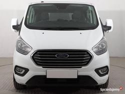 Biały Używany 2018 Ford Tourneo Custom Van | 107 999 zł
