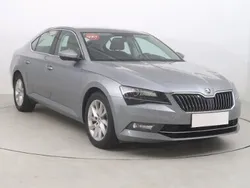 Szary Używany 2018 Skoda Superb Sedan/Limuzyna | 76 999 zł (Uczciwa cena)
