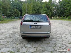Srebrny Używany 2007 Ford Focus Kombi | 7000 zł
