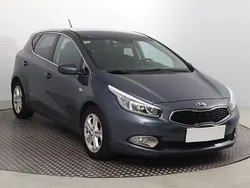 Niebieski Używany 2013 Kia Ceed Hatchback | 32 999 zł (Uczciwa cena)