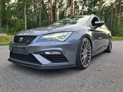Szary Używany 2017 Cupra Leon Kombi | 73 800 zł (Uczciwa cena)