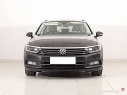 Szary Używany 2018 VW Passat Kombi | 56 999 zł (Uczciwa cena)