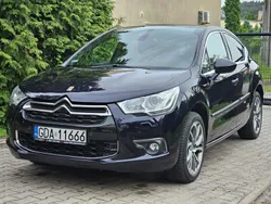 Niebieski ciemny (metalik) Używany 2015 Citroën DS4 Hatchback | 45 000 zł