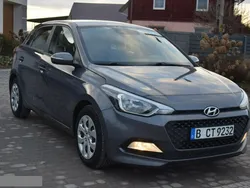 Szary Używany 2015 Hyundai i20 Sedan/Limuzyna | 27 900 zł (Dość drogi)