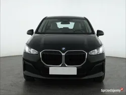 Zielony Używany 2023 BMW 218 Active Tourer Minivan | 119 999 zł