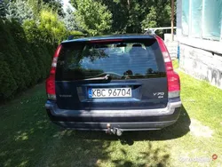 Granatowy Używany 2001 Volvo V70 Kombi | 11 500 zł