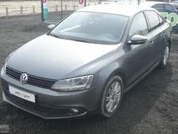Szary Używany 2011 VW Jetta Sedan/Limuzyna | 21 700 zł (Uczciwa cena)