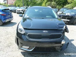 Czarny Używany 2017 Kia Niro 2 SUV | 30 900 zł