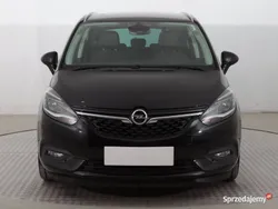 Czarny Używany 2017 Opel Zafira Tourer Minivan | 57 999 zł