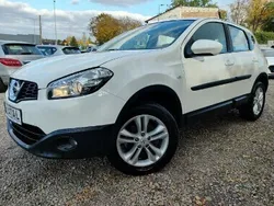 Biały Używany 2011 Nissan Qashqai SUV | 28 800 zł (Uczciwa cena)