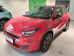 Lakier pastelowy czerwony passione Nowe 2025 Fiat 600 SUV | 89 226 zł (Dobra cena)