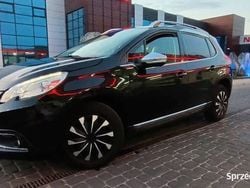 Czarny Używany 2014 Peugeot 2008 SUV | 27 000 zł (Uczciwa cena)
