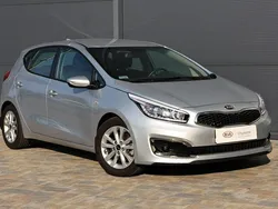 Srebrny (metalik) Używany 2017 Kia Ceed 2 Hatchback | 64 500 zł