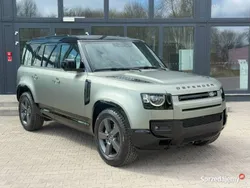 Zielony jasny Nowe 2025 Land Rover Defender SE Dynamic SUV | 579 000 zł (Uczciwa cena)