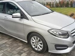 Srebrny Używany 2018 Mercedes A180 Minivan | 56 900 zł (Super Cena)