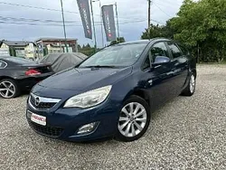 Niebieski Używany 2012 Opel Astra Kombi | 23 900 zł (Uczciwa cena)