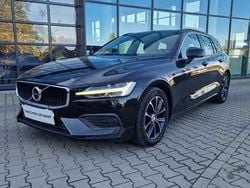Czarny Używany 2022 Volvo V60 Kombi | 119 900 zł (Super Cena)