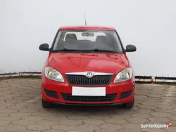 Czerwony Używany 2010 Skoda Fabia Hatchback | 12 999 zł (Super Cena)