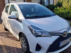 Biały Używany 2015 Toyota Yaris Active Hatchback | 32 000 zł (Uczciwa cena)