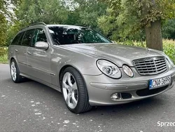 Złoty Używany 2004 Mercedes E320 Avantgarde Kombi | 19 500 zł
