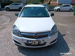 Biały Używany 2011 Opel Astra Kombi | 5800 zł (Super Cena)