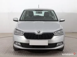 Srebrny Używany 2019 Skoda Fabia Hatchback | 28 499 zł (Dobra cena)