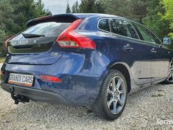 Niebieski Używany 2015 Volvo V40 Ocean Race Kombi | 36 400 zł (Uczciwa cena)