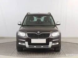 Brązowy Używany 2015 Skoda Yeti SUV | 42 999 zł (Dość drogi)