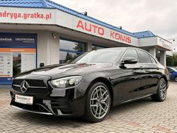 Czarny (metalik) Używany 2020 Mercedes E220 Sedan/Limuzyna | 155 000 zł (Super Cena)