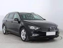 Czarny Używany 2019 VW Passat Kombi | 84 999 zł (Uczciwa cena)