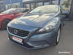 Niebieski Używany 2013 Volvo V40 Kombi | 34 900 zł (Uczciwa cena)