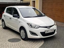Biały (metalik) Używany 2014 Hyundai i20 Hatchback | 19 900 zł (Dobra cena)