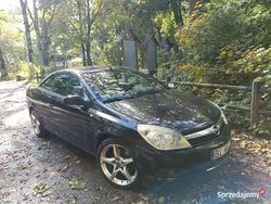 Czarny Używany 2007 Opel Astra Cabriolet Kabriolet | 9000 zł