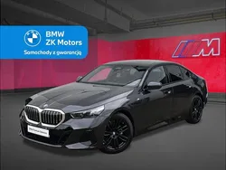 Szary sophisto z brylantowym połyskiem metalizowany Używany 2024 BMW 520 Comfort Edition Sedan/Limuzyna | 252 900 zł (Dobra cena)