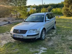 Srebrny Używany 2001 VW Passat Kombi | 5800 zł (Dość drogi)