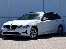 Biel alpejska Używany 2021 BMW 318 Advantage Kombi | 94 900 zł (Dobra cena)