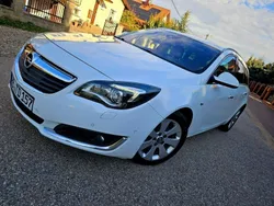 Biały Używany 2015 Opel Insignia Kombi | 28 900 zł (Dobra cena)