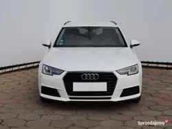 Biały Używany 2017 Audi A4 Kombi | 62 999 zł (Dobra cena)