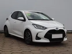 Biały Używany 2023 Toyota Yaris Hatchback | 85 999 zł (Dość drogi)