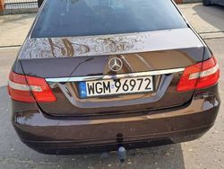 Brązowy Używany 2010 Mercedes E220 Sedan/Limuzyna | 35 000 zł (Uczciwa cena)