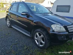 Czarny Używany 2007 Mercedes ML320 SUV | 32 500 zł (Super Cena)