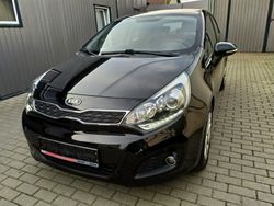 Czarny Używany 2013 Kia Rio 2 Hatchback | 26 900 zł (Uczciwa cena)