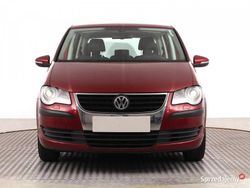 Czerwony Używany 2009 VW Touran Minivan | 14 999 zł